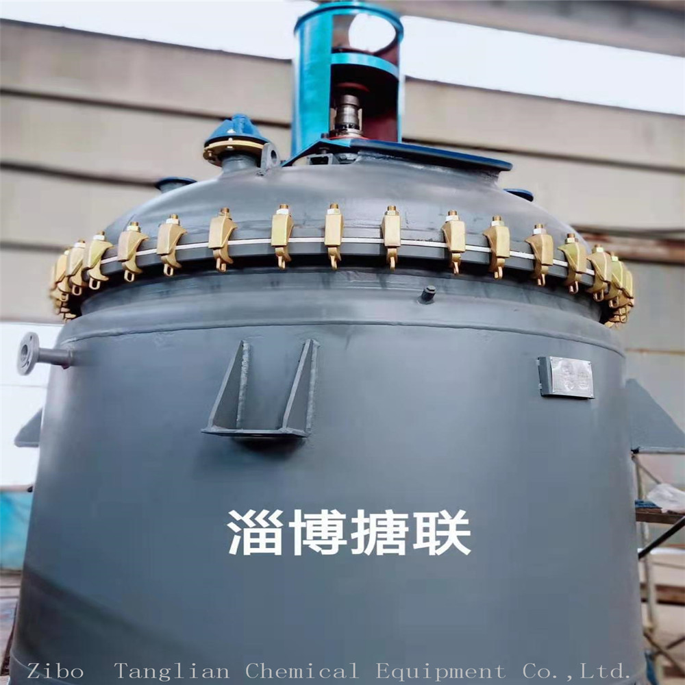 大型搪瓷反應(yīng)釜